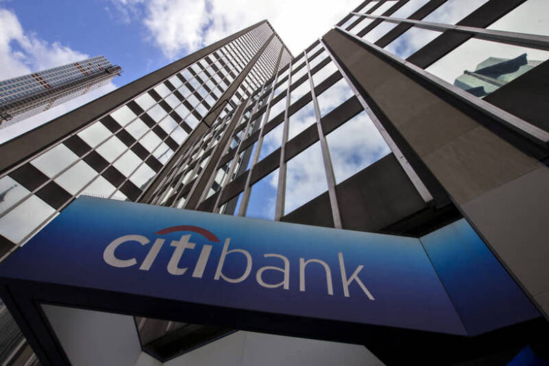 Британские регуляторы оштрафовали Citigroup на &pound;61,6 млн