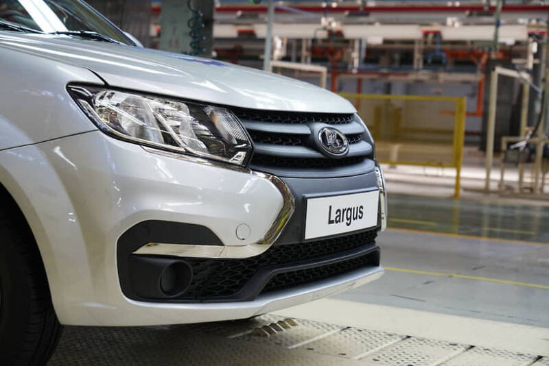 АвтоВАЗ возобновил продажу автомобилей Lada Largus