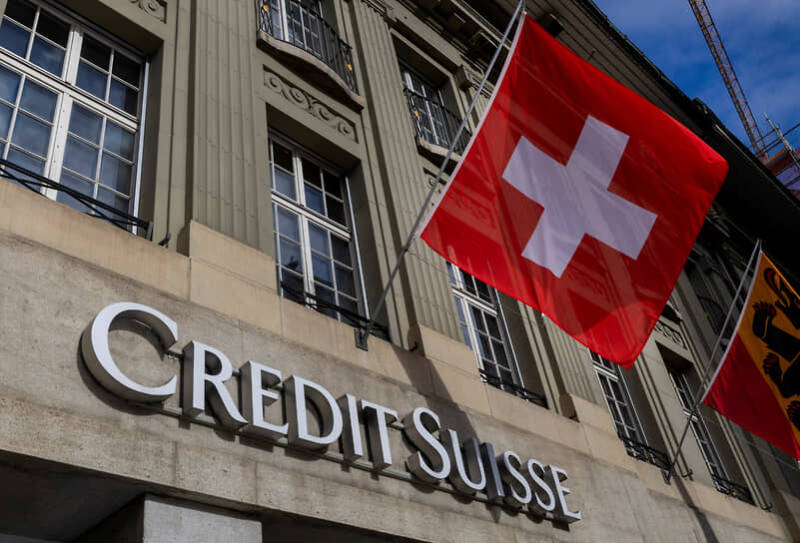 Кредиторы банка Credit Suisse подали иск к правительству Швейцарии