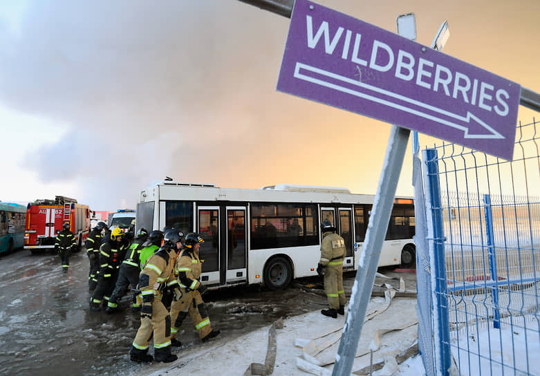 Сгоревший склад Wildberries в Шушарах восстановят к концу года