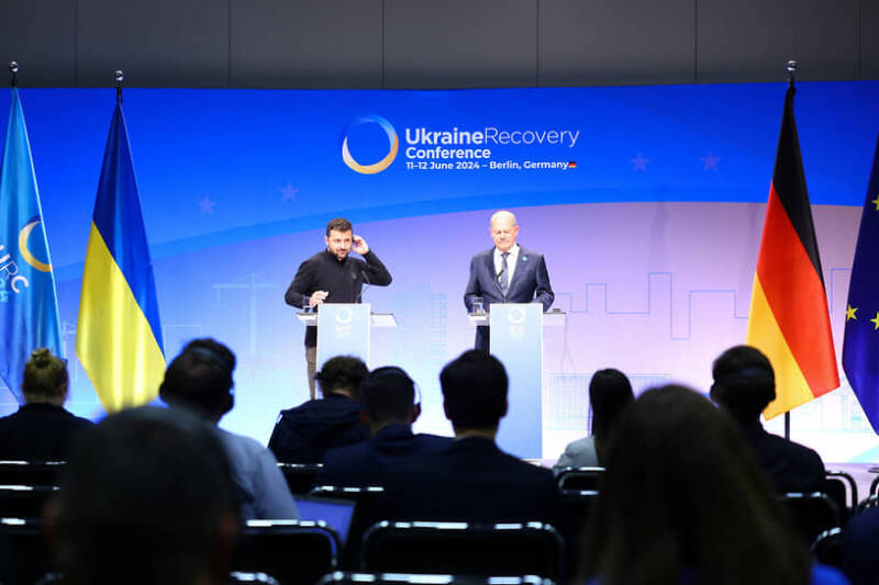 Банкам компенсируют потери от списания процентов по кредитам военных