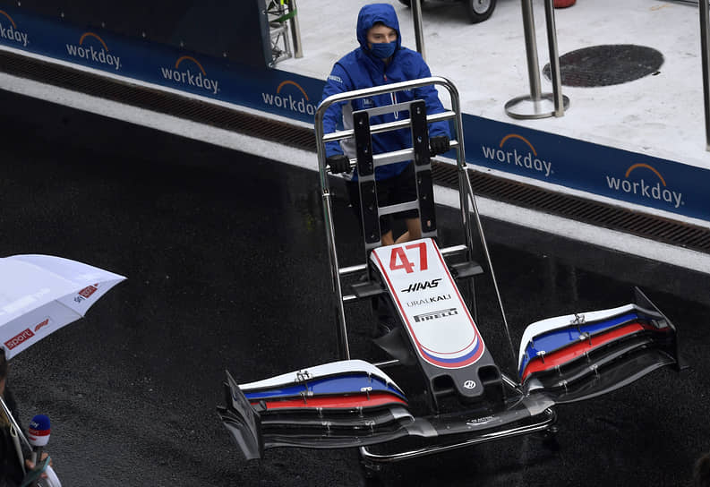 Арбитраж обязал Haas выплатить «Уралкалию» компенсацию по спонсорскому договору в F-1